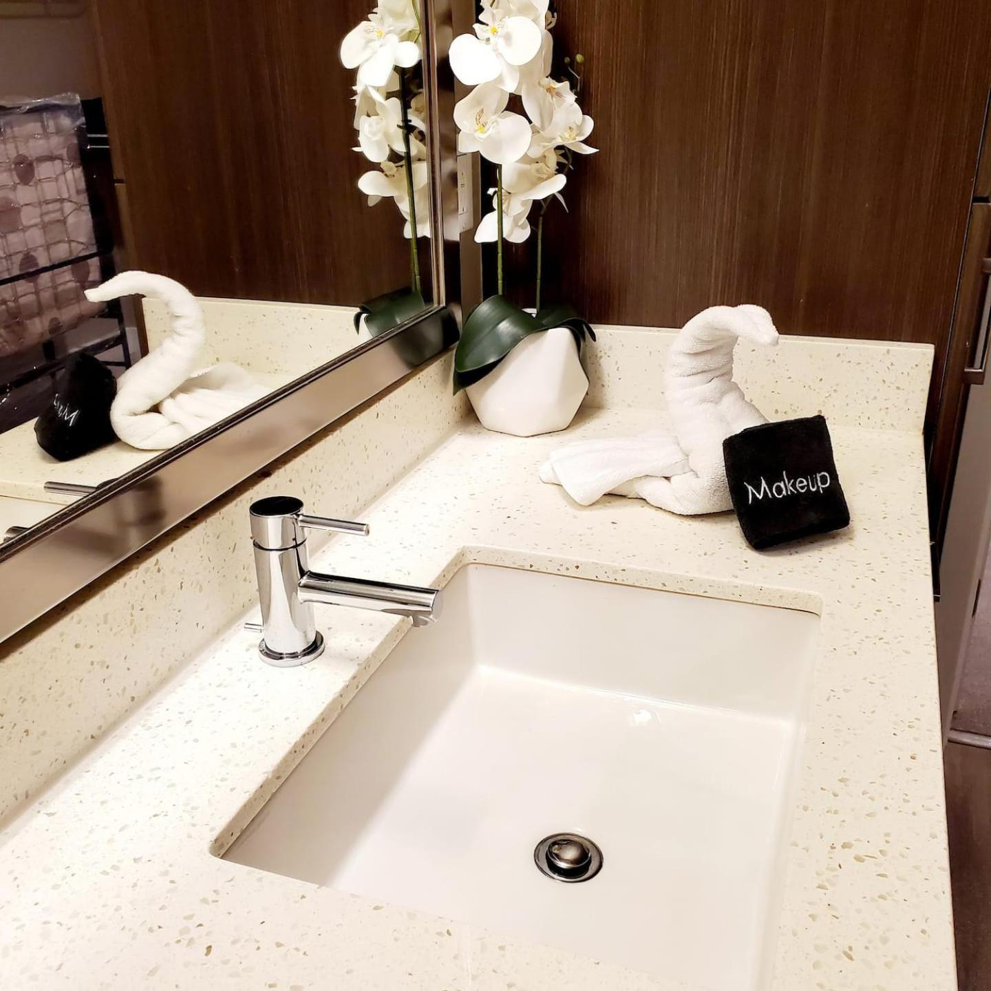 Spacious 22, Wi-fi, Pool, Hot Tub, 24hr Gym Apartamento Los Ángeles