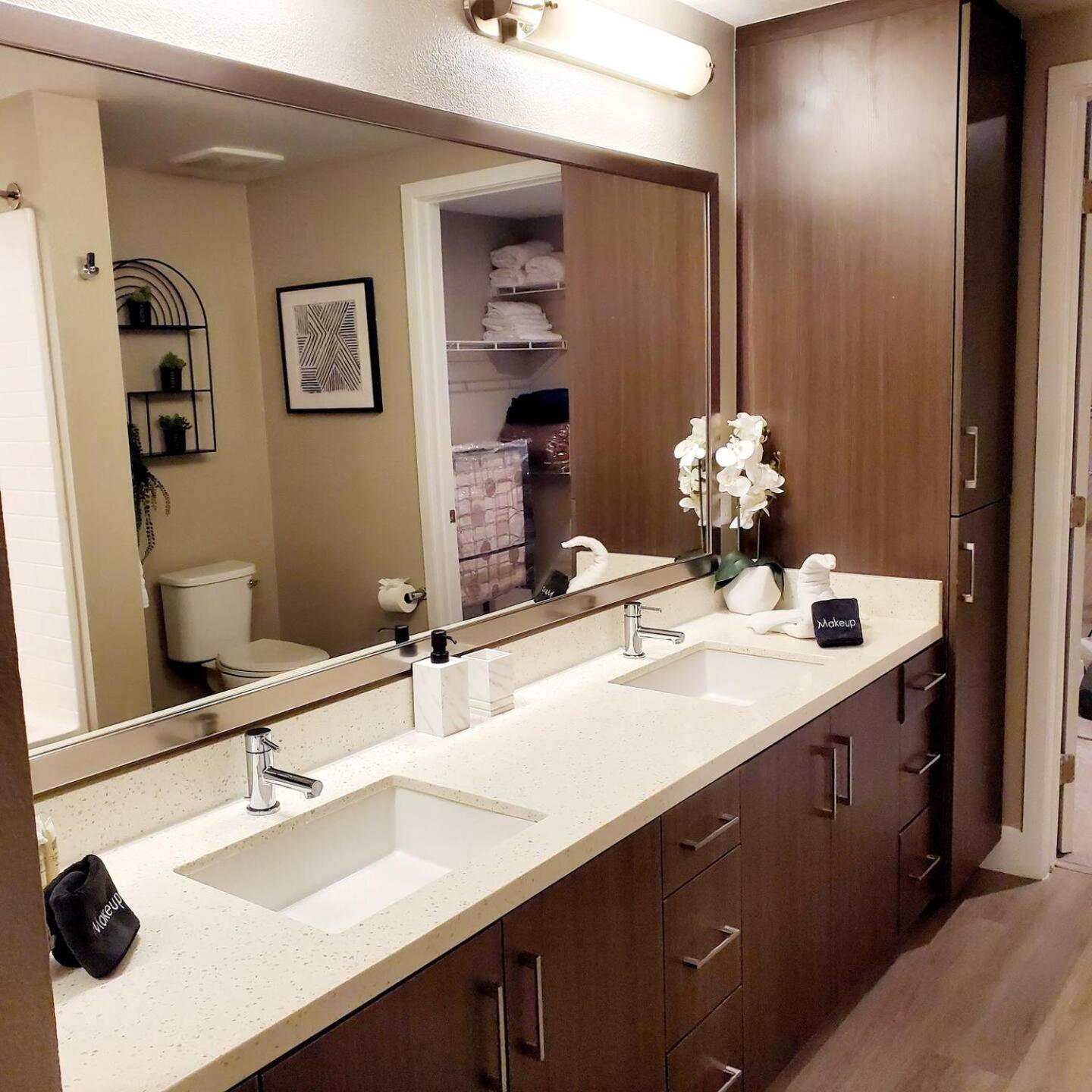 Apartamento Spacious 22, Wi-fi, Pool, Hot Tub, 24hr Gym *